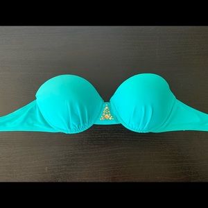 Strapless push-up bikini top (straps not included)
